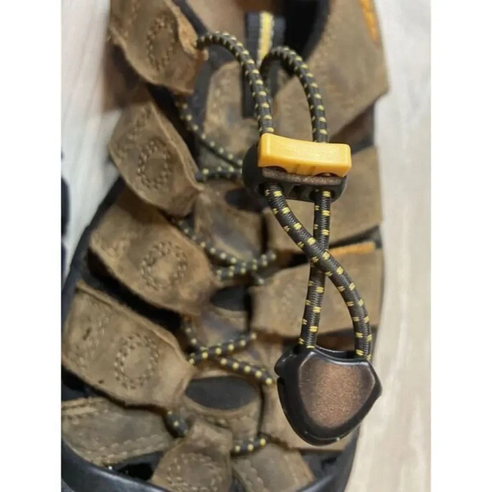 Keen Sandals Bison Leather Waterproof Hiking Fisherman 110220-BISN Men 7.5 Brown